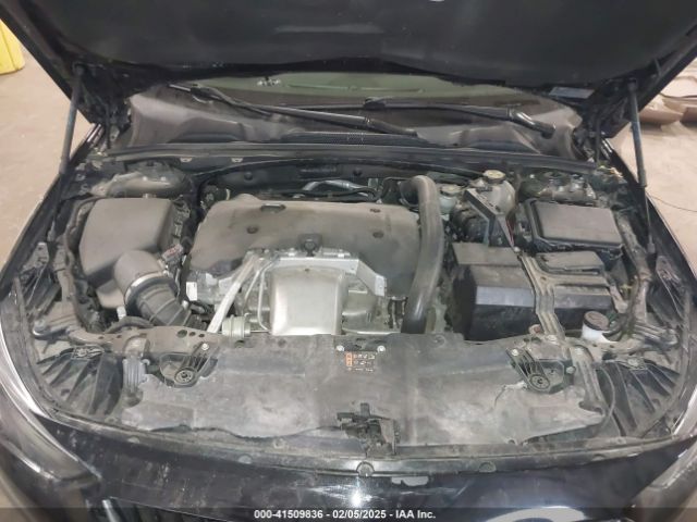 W04GL6SX4J1056063 Buick Regal Sportback Preferred