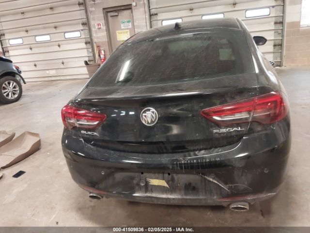 W04GL6SX4J1056063 Buick Regal Sportback Preferred
