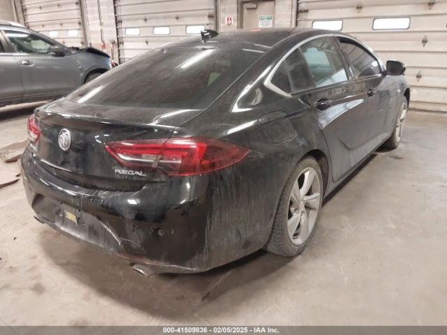 W04GL6SX4J1056063 Buick Regal Sportback Preferred