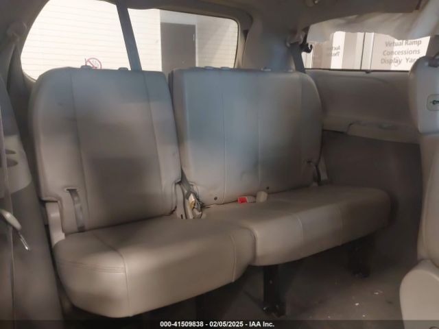 5TDYK3DC2ES476581 Toyota Sienna Xle V6 8 Passenger
