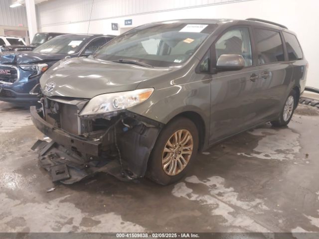 5TDYK3DC2ES476581 Toyota Sienna Xle V6 8 Passenger