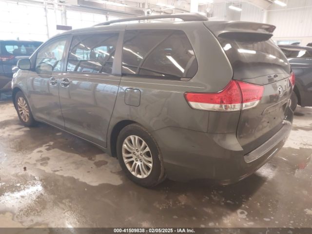 5TDYK3DC2ES476581 Toyota Sienna Xle V6 8 Passenger