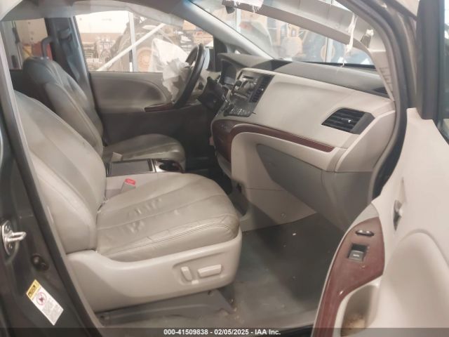 5TDYK3DC2ES476581 Toyota Sienna Xle V6 8 Passenger