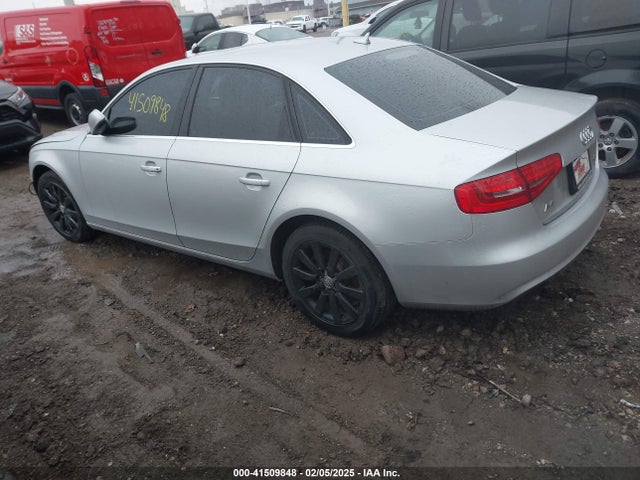2013 AUDI A4 WAUBFAFLXDN038226 Photo 2