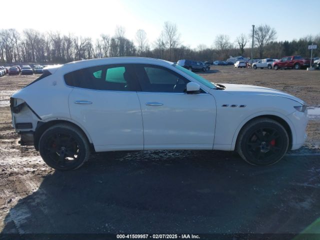 ZN661XUL9HX243859 Maserati Levante