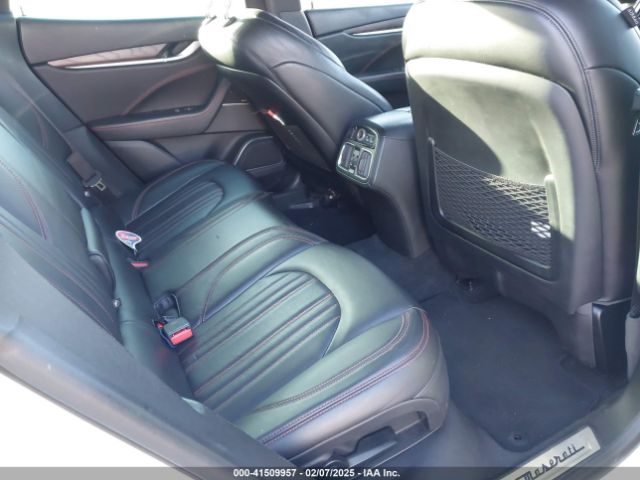 ZN661XUL9HX243859 Maserati Levante