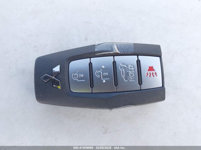 2022 MITSUBISHI OUTLANDER JA4J3VA82NZ071081 Photo 10