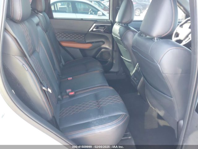 2022 MITSUBISHI OUTLANDER JA4J3VA82NZ071081 Photo 7