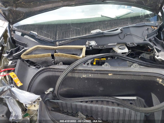 2020 TESLA MODEL Y 5YJYGDEE1LF010987 Photo 9