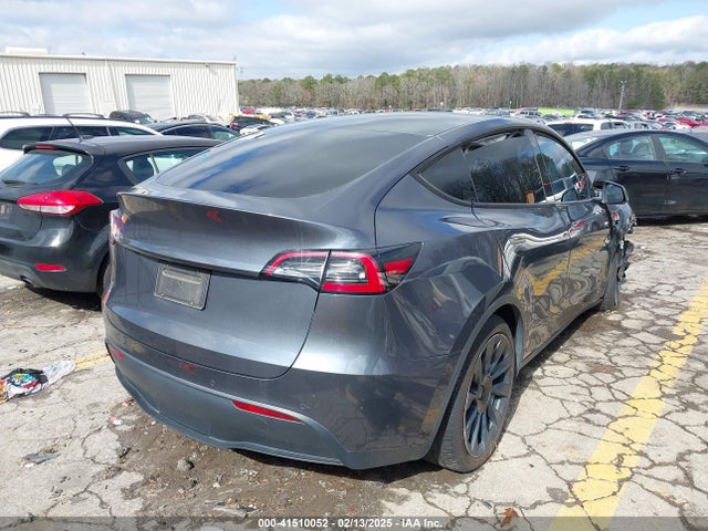 2020 TESLA MODEL Y 5YJYGDEE1LF010987 Photo 3