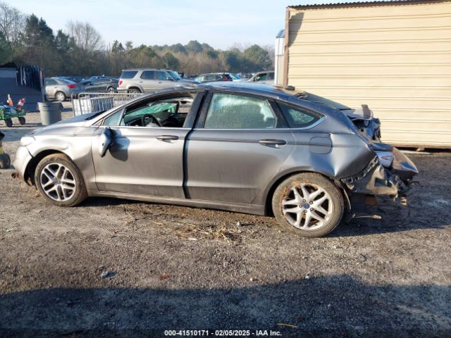 1FA6P0H70E5377712 Ford FUSION SE