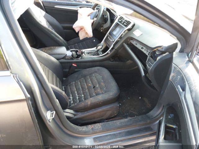 1FA6P0H70E5377712 Ford FUSION SE