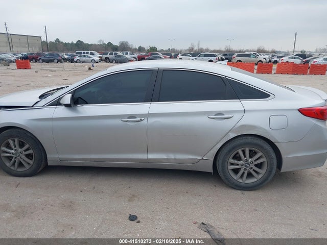 Hyundai Sonata 2017 5NPE24AF3HH559244 Image 14