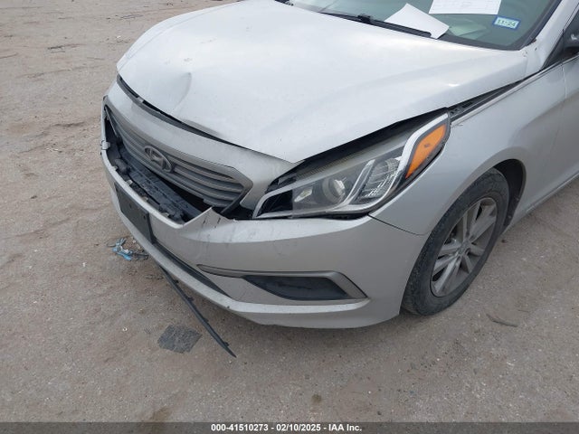Hyundai Sonata 2017 5NPE24AF3HH559244 Image 17