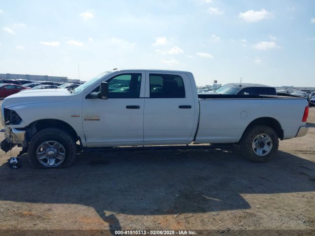 3C6UR5HJ1JG358889 RAM 2500 Tradesman  4x4 8' Box