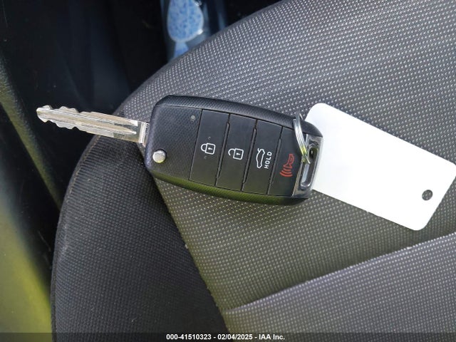 KIA Forte 5-door Lx 2016 KNAFK5A87G5648676 Image 11