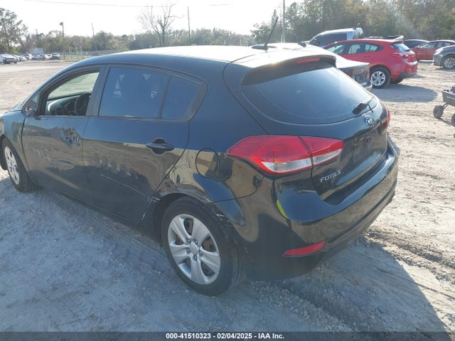 KIA Forte 5-door Lx 2016 KNAFK5A87G5648676 Image 3