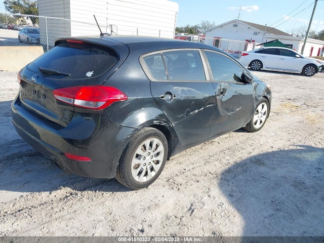 KIA Forte 5-door Lx 2016 KNAFK5A87G5648676 Image 4