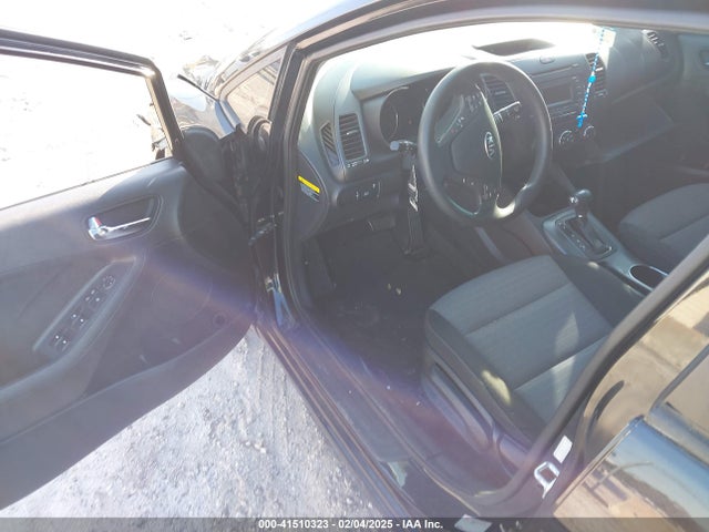 KIA Forte 5-door Lx 2016 KNAFK5A87G5648676 Image 5
