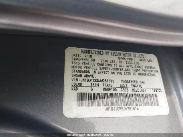 JN1BJ1CR5JW251619 Nissan Rogue Sport S