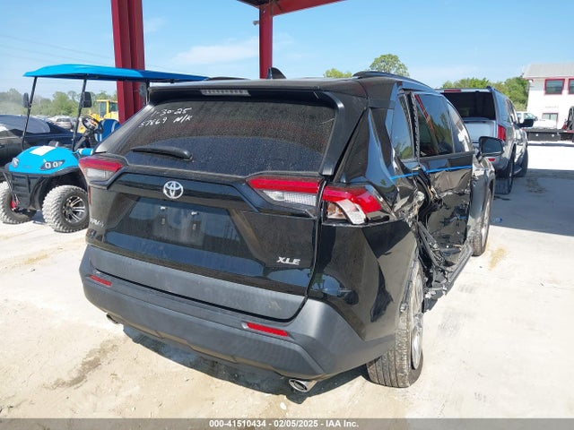 Toyota Rav4 Xle Premium 2019 2T3C1RFVXKW023284 Image 4