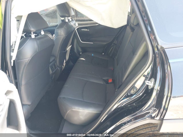 Toyota Rav4 Xle Premium 2019 2T3C1RFVXKW023284 Image 8