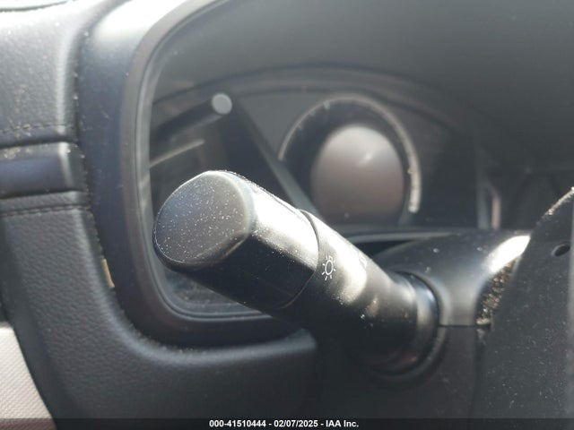 Honda CR-V LX 2018 2HKRW6H39JH208955 Image 6