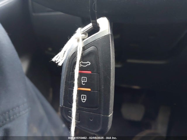 3MYDLBYV5HY186254 Toyota YARIS IA