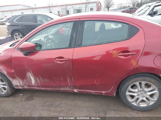 3MYDLBYV5HY186254 Toyota YARIS IA