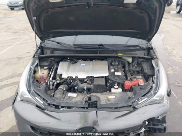 JTDKARFU1J3545368 Toyota Prius Three