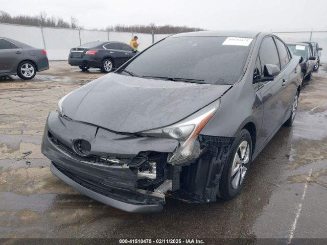 JTDKARFU1J3545368 Toyota Prius Three