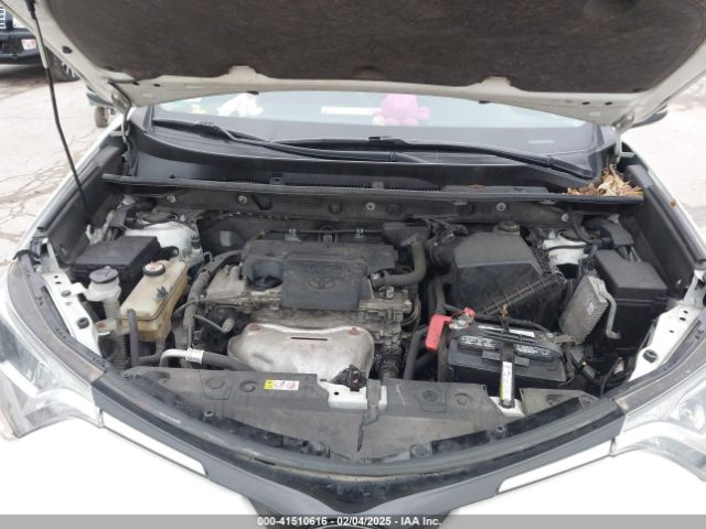 JTMRFREV6JJ734927 Toyota Rav4 Adventure/xle