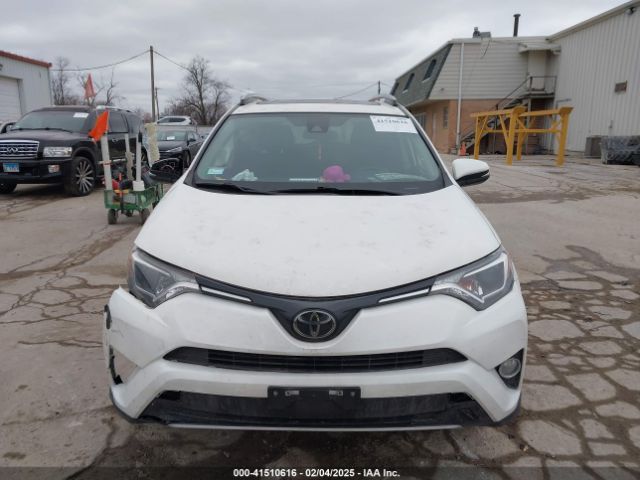 JTMRFREV6JJ734927 Toyota Rav4 Adventure/xle