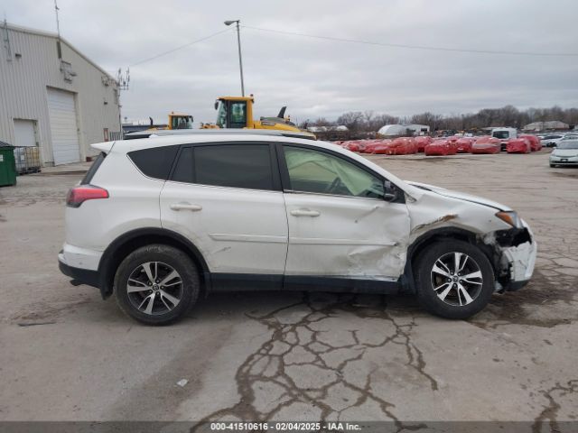 JTMRFREV6JJ734927 Toyota Rav4 Adventure/xle