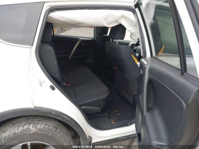 JTMRFREV6JJ734927 Toyota Rav4 Adventure/xle