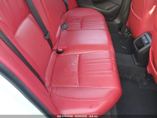 1HGCV1F30NA115397 Honda Accord Sport