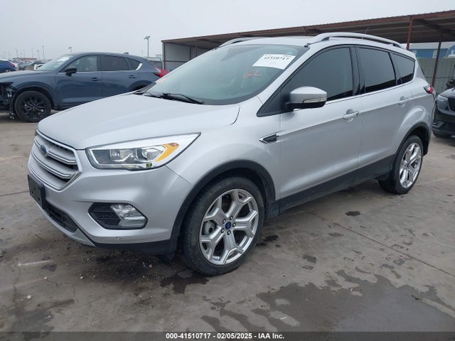1FMCU9J96JUD28712 Ford Escape Titanium
