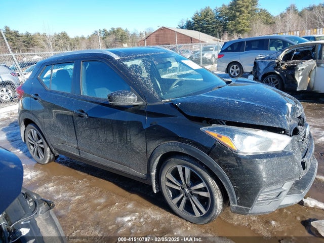 3N1CP5CU6JL542649 Nissan 2018