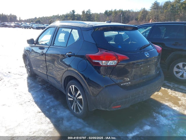 3N1CP5CU6JL542649 Nissan 2018