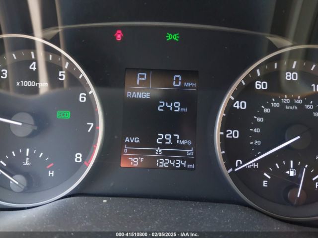 KMHD84LF9HU381302 Hyundai ELANTRA SE