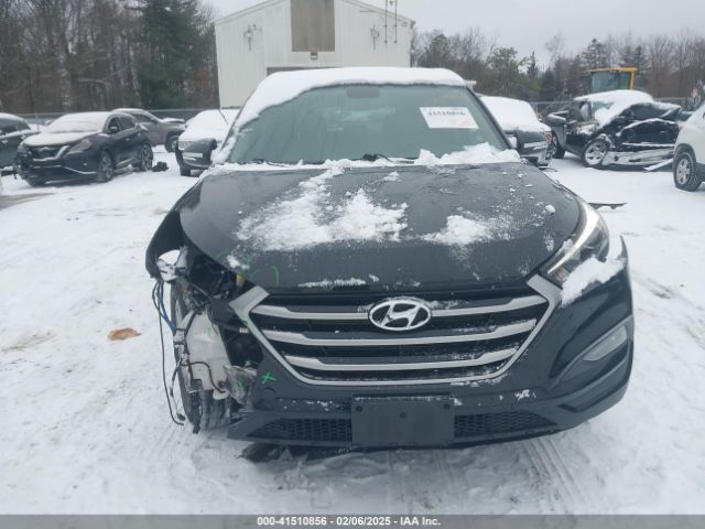 KM8J3CA48HU533258 Hyundai Tucson Se Plus