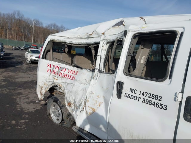 1GAZG1FGXF1172030 Chevrolet Express 3500 Lt