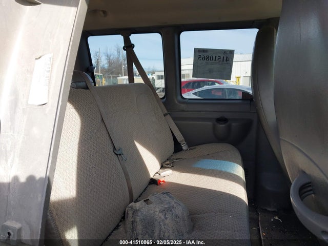 1GAZG1FGXF1172030 Chevrolet Express 3500 Lt