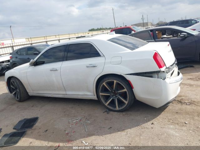 2C3CCAEG9GH128151 Chrysler 300C
