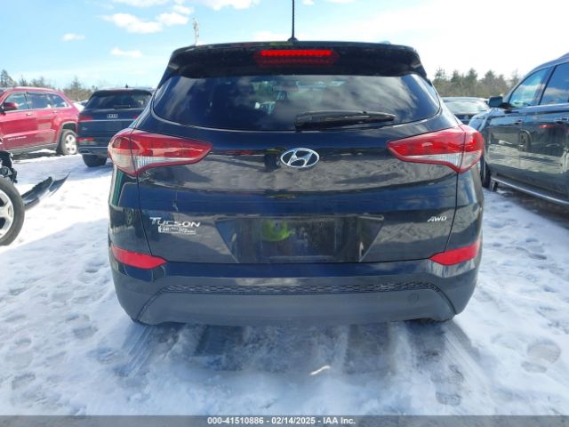 KM8J3CA45HU587519 Hyundai TUCSON SE
