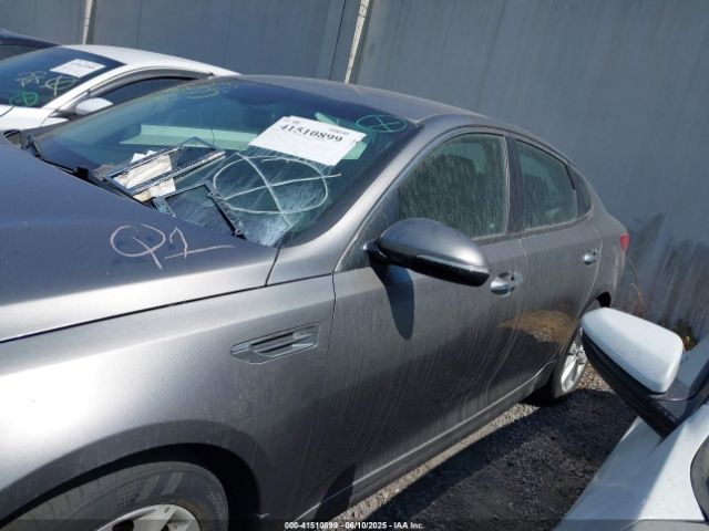 5XXGT4L30JG262507 KIA Optima Lx