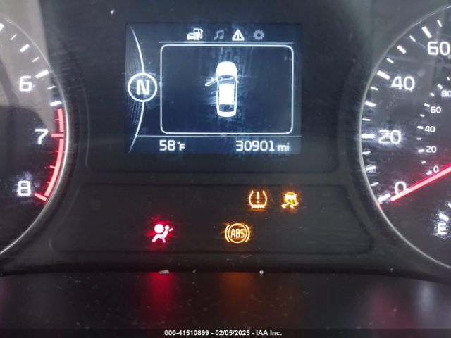 5XXGT4L30JG262507 KIA Optima Lx