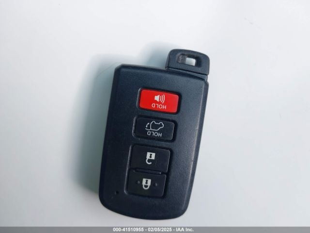 2T3JFREV4GW528528 Toyota RAV4 SE