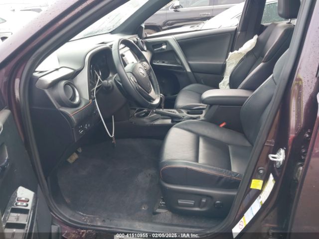 2T3JFREV4GW528528 Toyota RAV4 SE