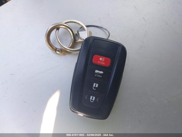 4T1T11AK4RU258880 Toyota CAMRY SE